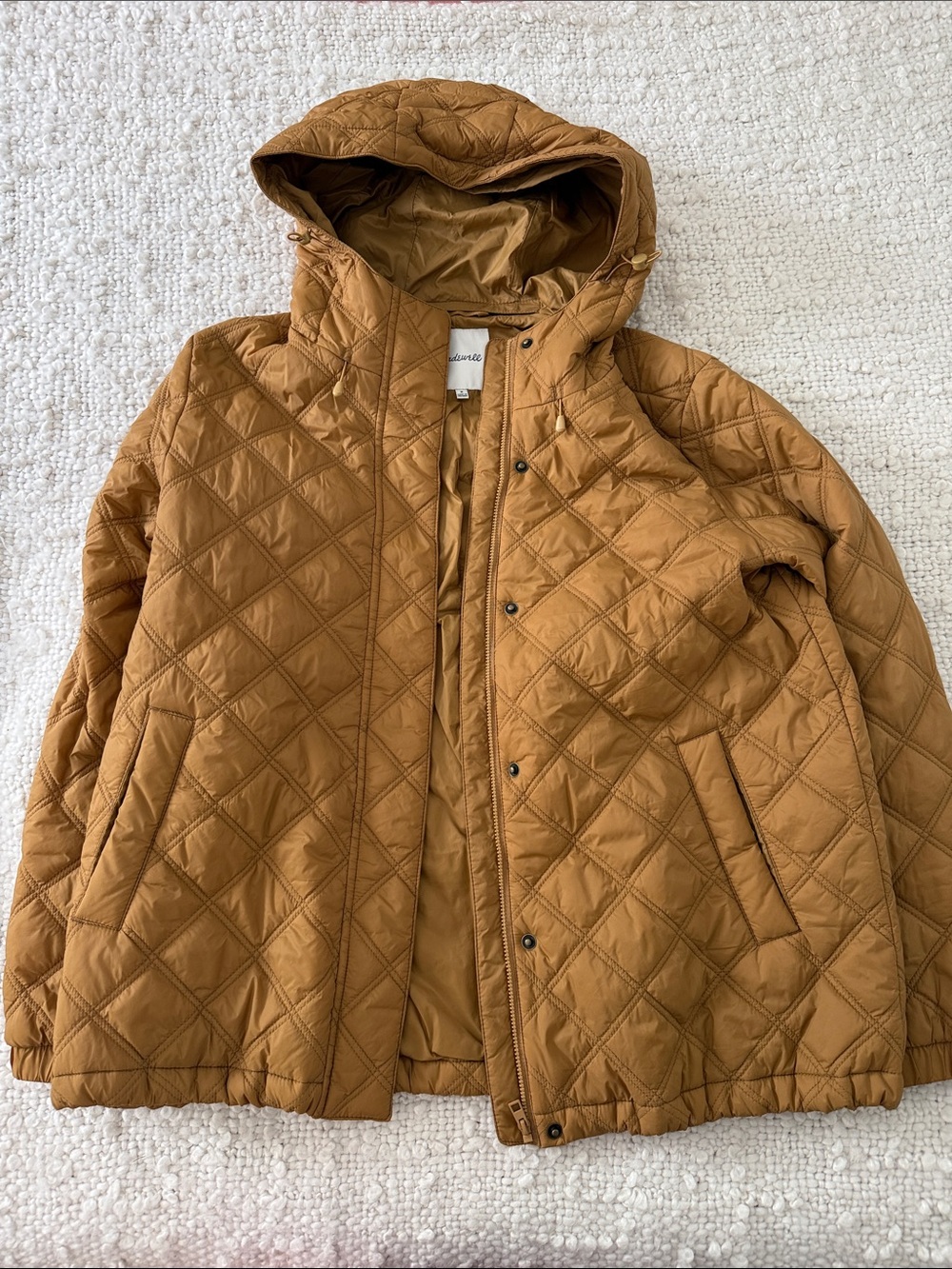 Madewell Quilted Hooded Puffer Jacket in Camel